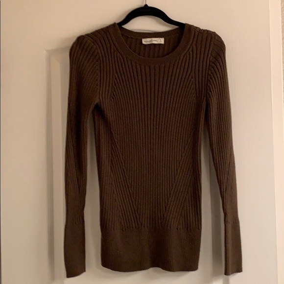 Olive Ribbed Sweater - Picture 2 of 4